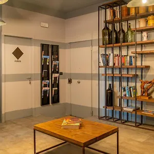 Design 4 3*, Syracuse Italia